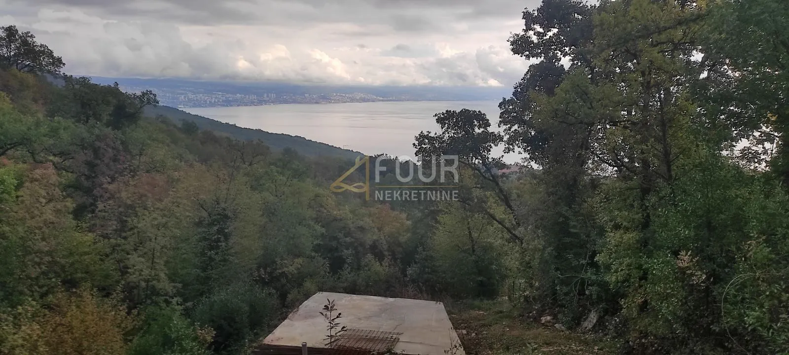 Opatija, Poljane, građevinsko zemljište za vilu s bazenom - Poljane, Opatija