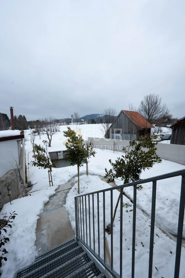 gorski kotar, ravna gora - centar, nova vila s 2 apartmana i bazenom - slika 24
