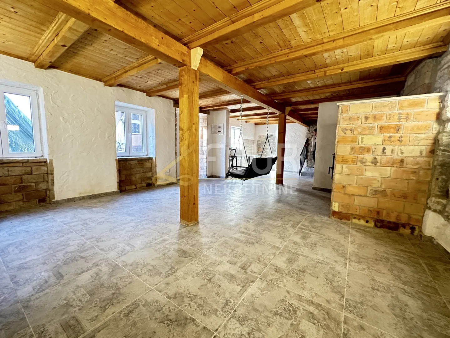 pula, monte zaro, dvije kuće - tri stambene jedinice, 251m2 - slika 3