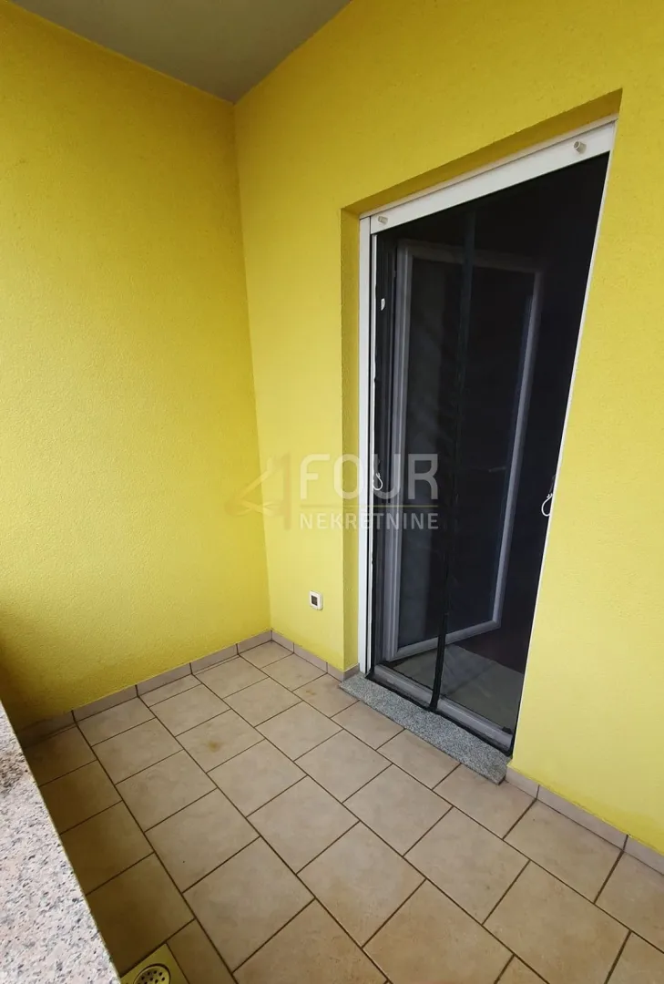 viškovo, 2s+db, 86.48m2, balkon i lođa - slika 19