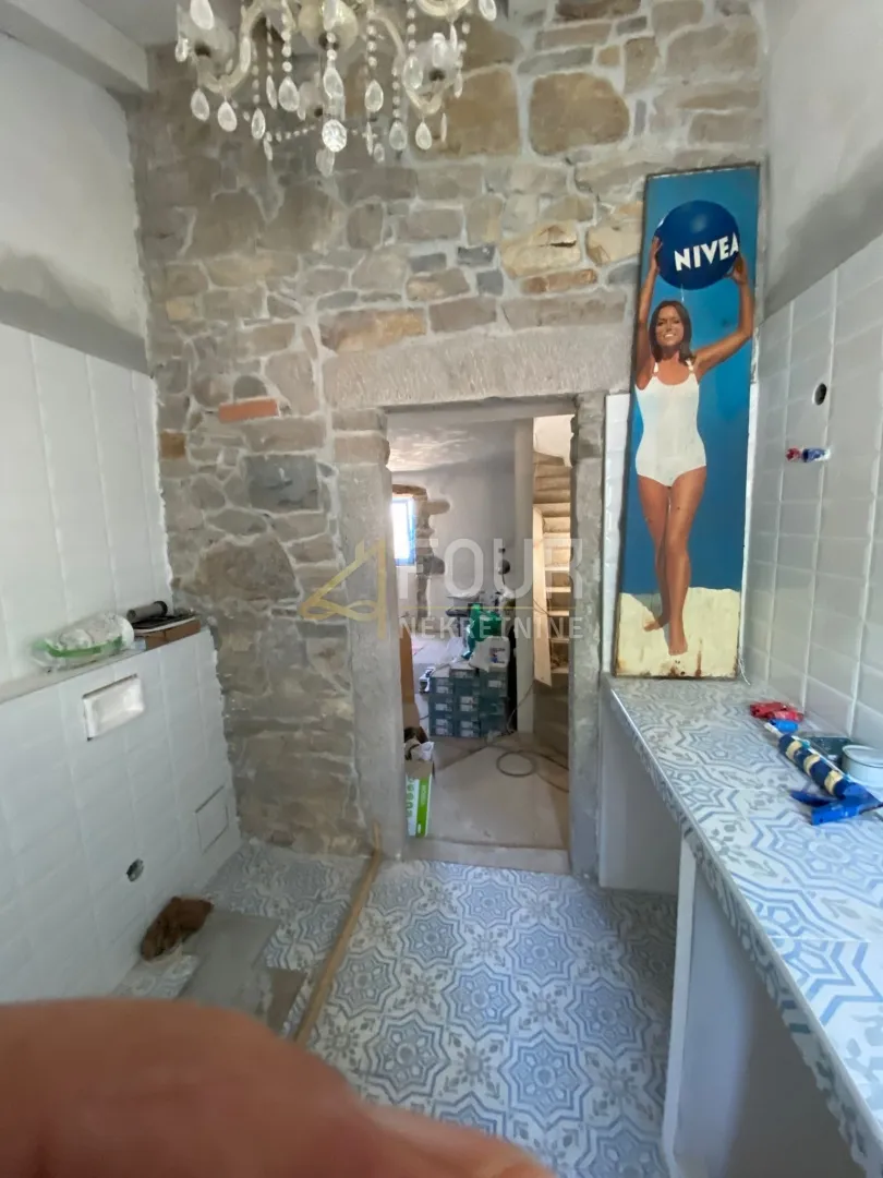 istra, cerovlje - okolica, kamena kuća + gospodarski objekt - slika 9