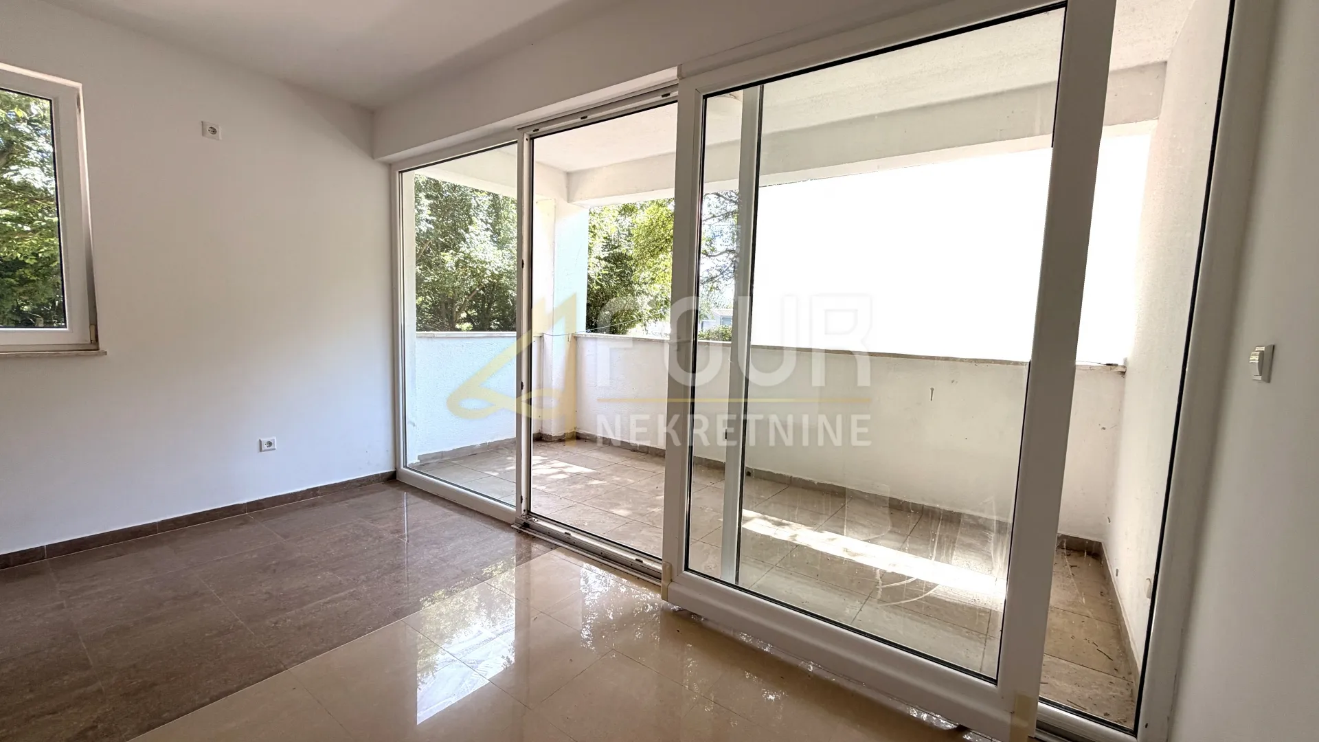 otok rab, palit, 52m2, 1s+db, balkon, pogled na more - slika 2