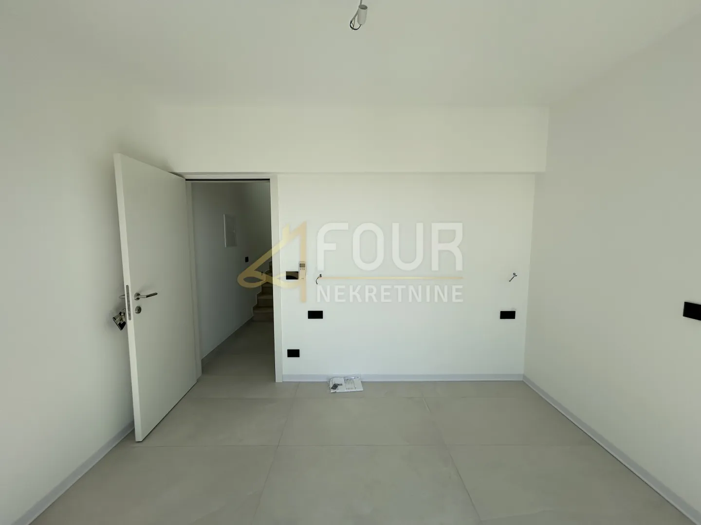 istra, poreč, 3s+db s bazenom - novogradnja - slika 16