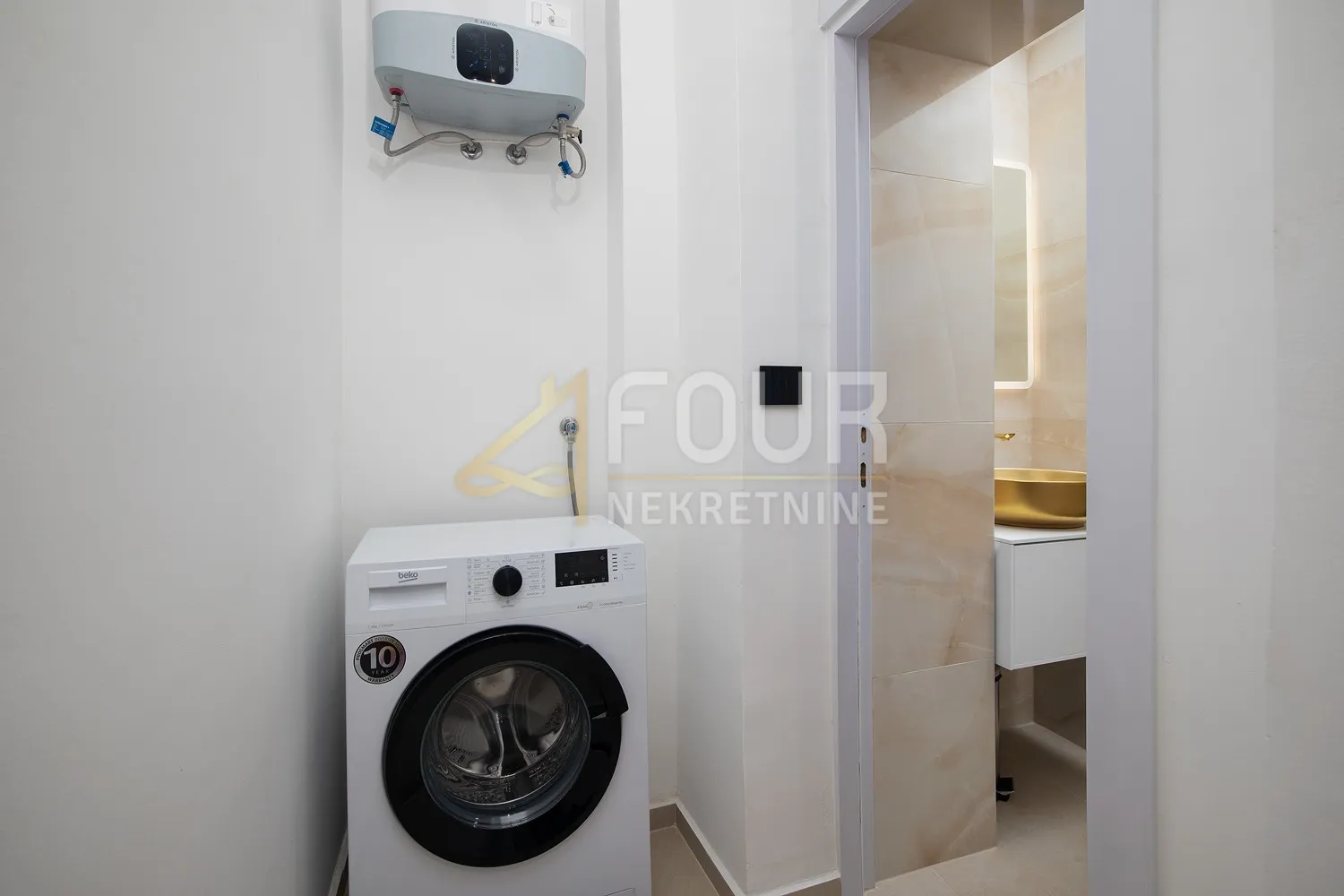 istra, pula - centar, 67.65m2, etaža - 2s+db, terasa, blizina arene! - slika 15