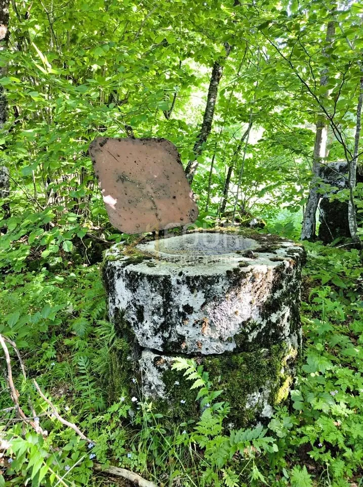 senj - zaleđe, crni kal, zemljište s ruševinom - slika 3