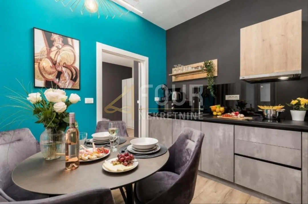 rijeka, centar, 136.61m2, 3 luksuzno uređena apartmana - slika 4
