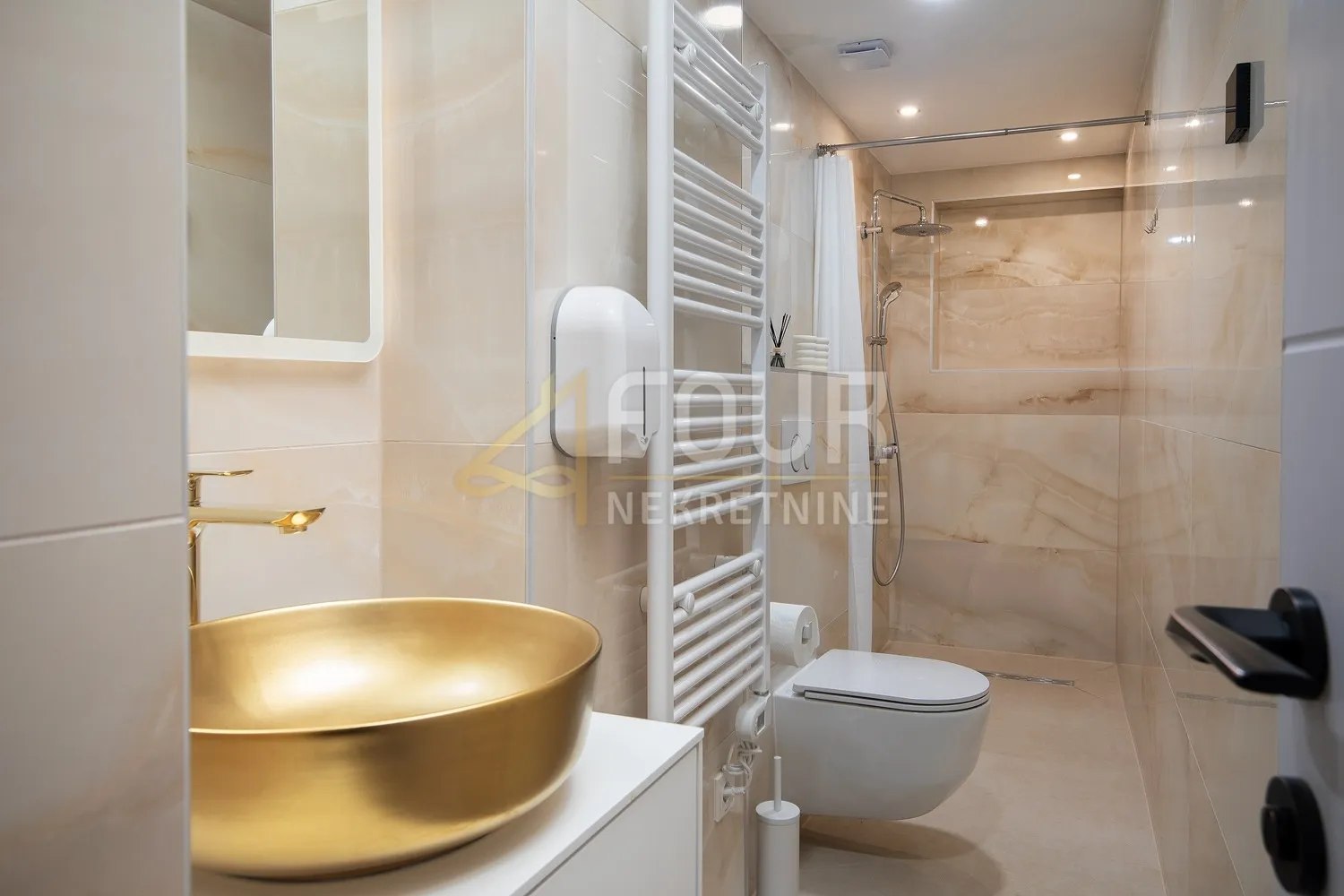 istra, pula - centar, 67.65m2, etaža - 2s+db, terasa, blizina arene! - slika 16