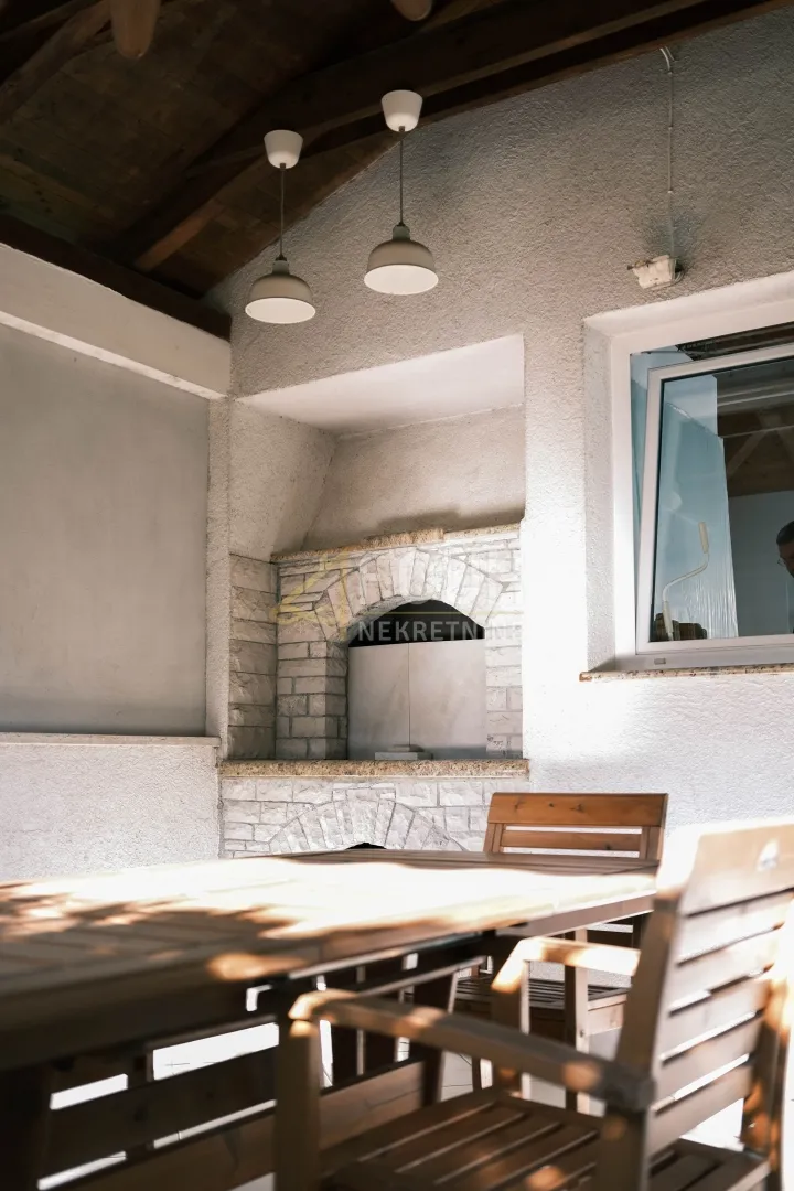 istra, pula - veruda, 212m2, 2 stana, terasa + balkon + okućnica + garaža - slika 23
