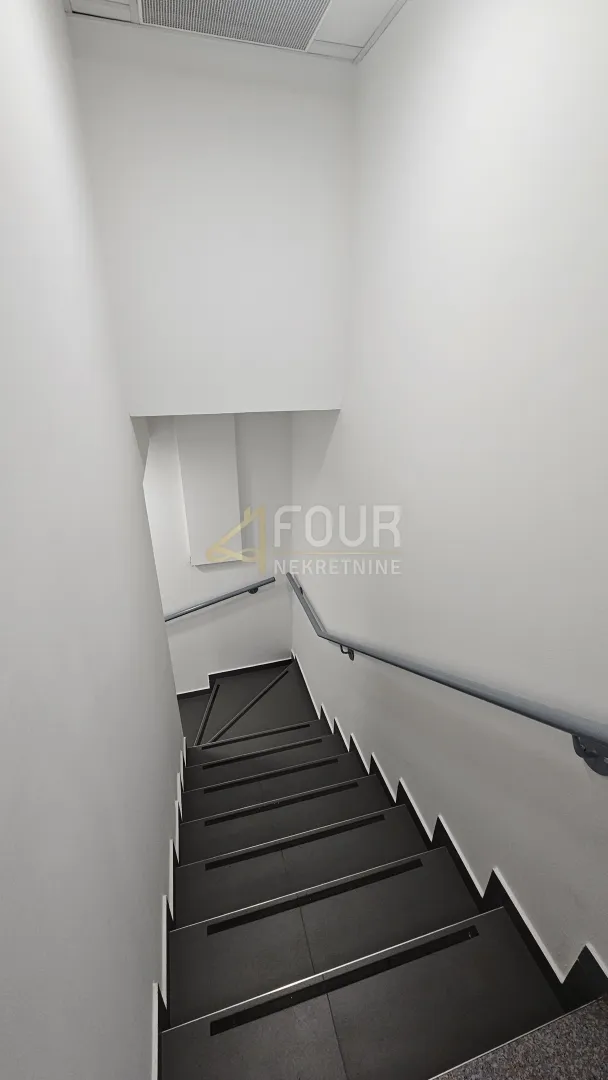 zakup, viškovo - centar, dvoetažni poslovni prostor, 200m2 - slika 7