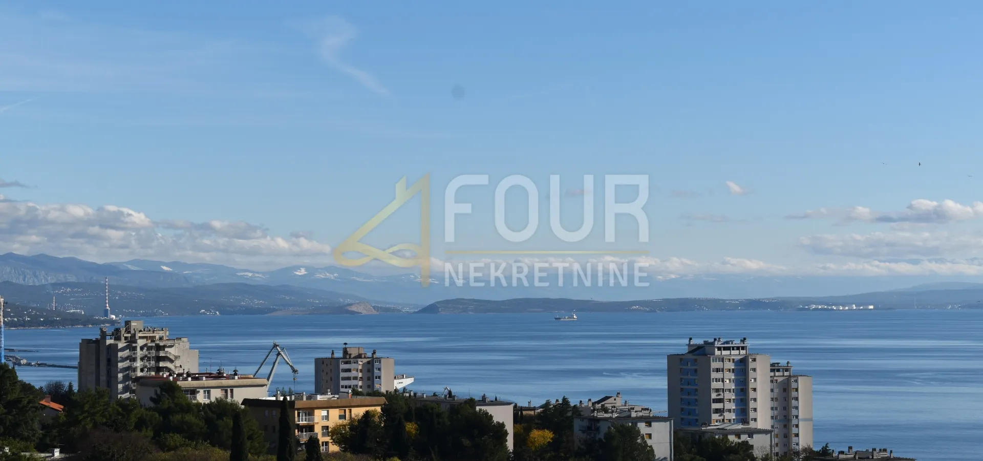 Rijeka, Donji Zamet, kvalitetna novogradnja, 3s+db, lođa