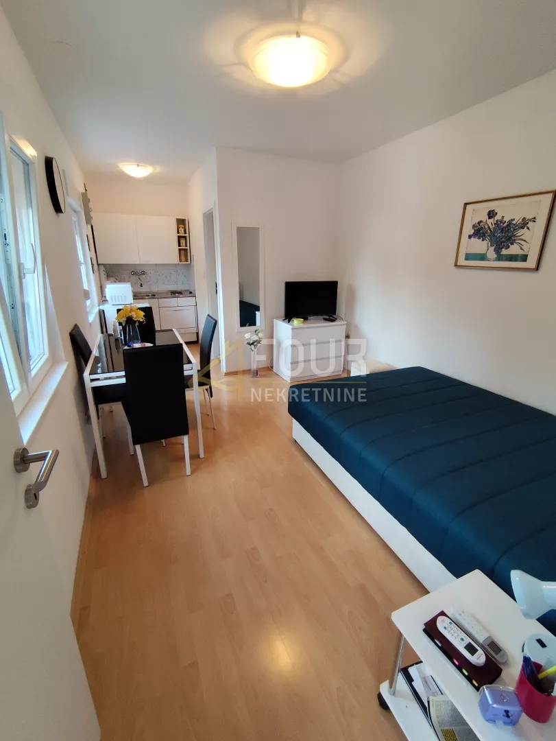 istra, barbariga, 40m2, garsonijera, balkon, parkirno mjesto - slika 7
