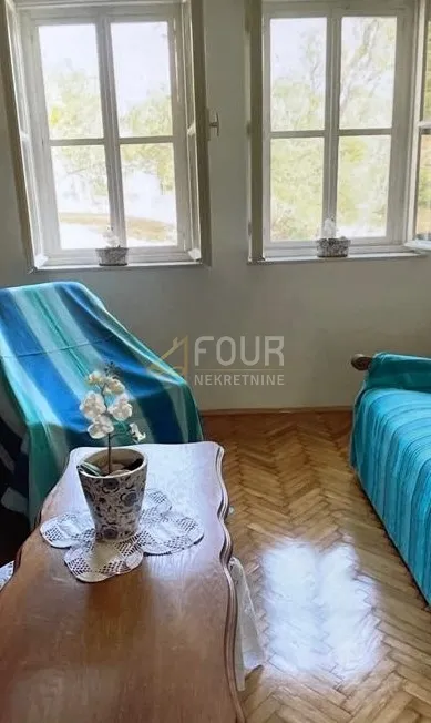 otok prvić, vodice, samostojeća kuća, 250m od mora i plaže - slika 7