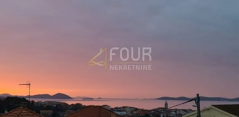 pakoštane, 2s+db, balkon, pogled na more i jezero - slika 9