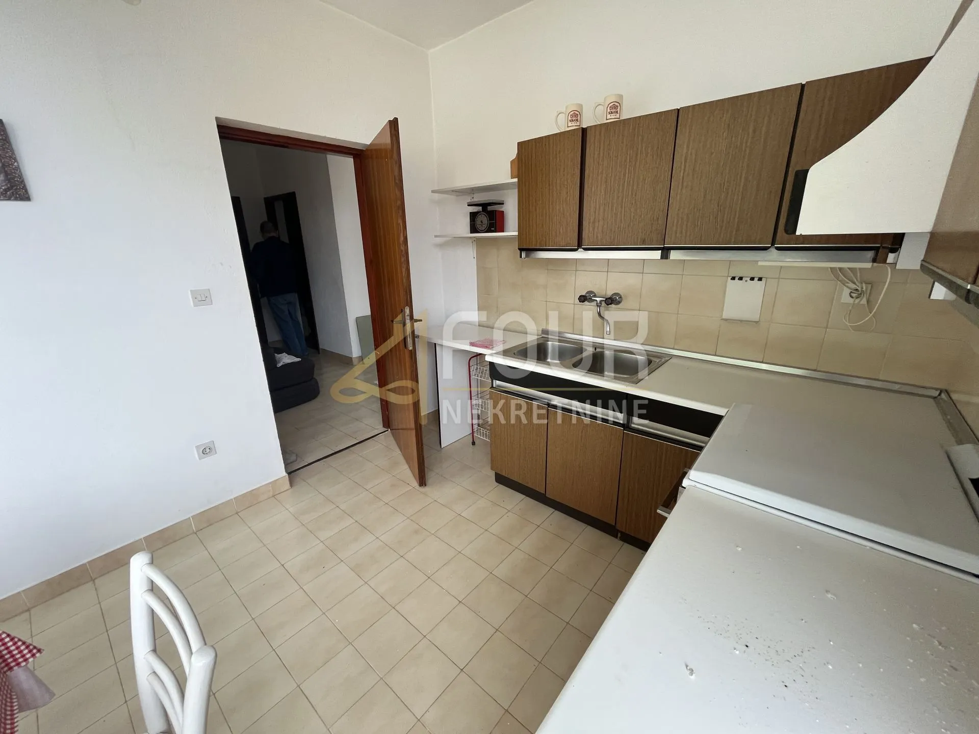 pašman, kuća 1. red do mora - slika 8