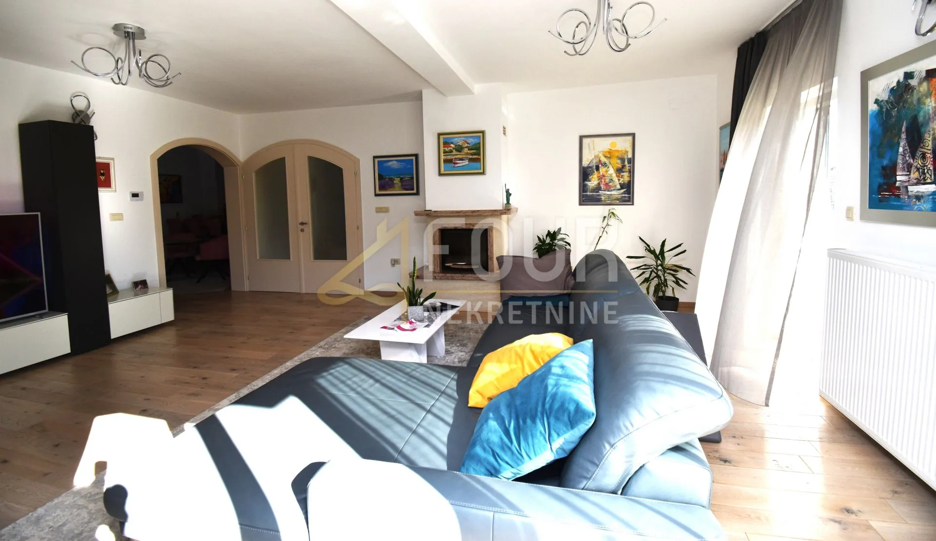 matulji, prekrasna vila s bazenom - slika 18