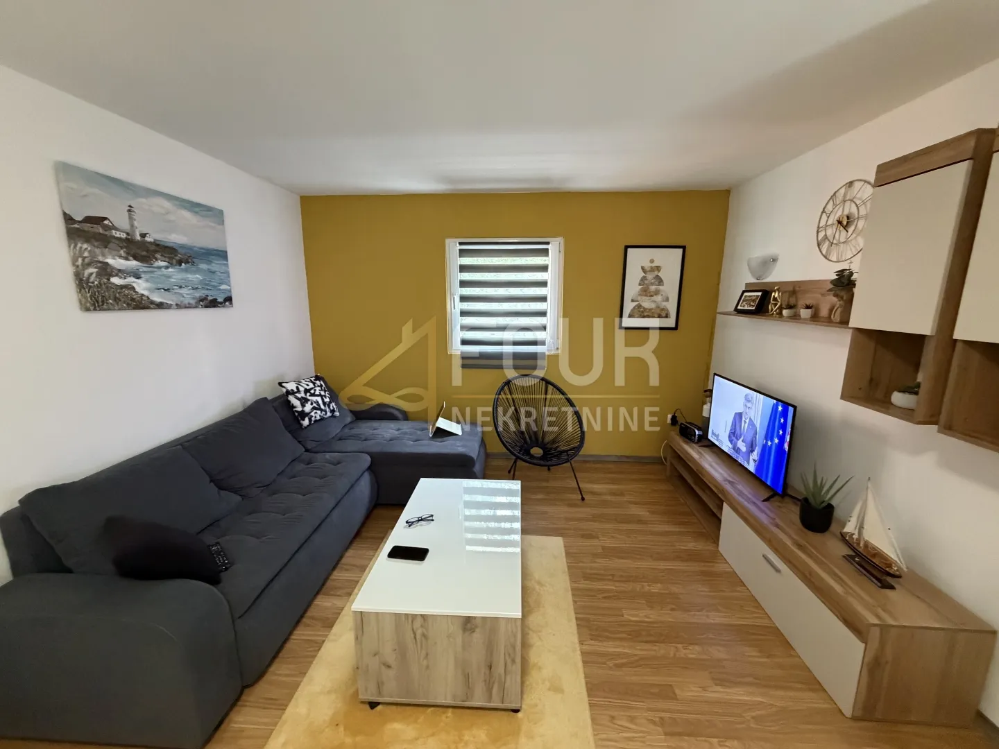 Istra, Marčana- okolica, dvoetažni stan 2skl, 84m2