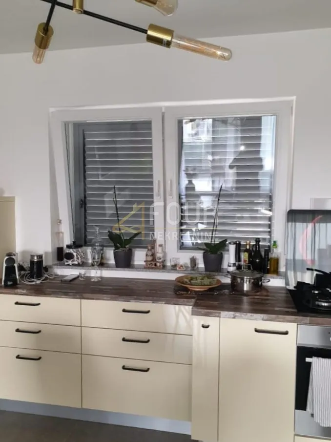 šibenik, vodice, dvojna kuća s 2 stambene jedinice - slika 30