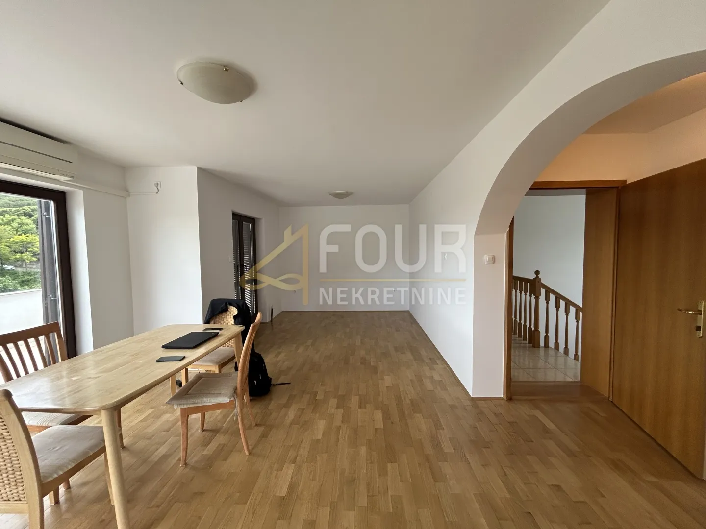 otok krk, baška - okolica, 108.28m2, 3s+db, bazen na korištenje - slika 9