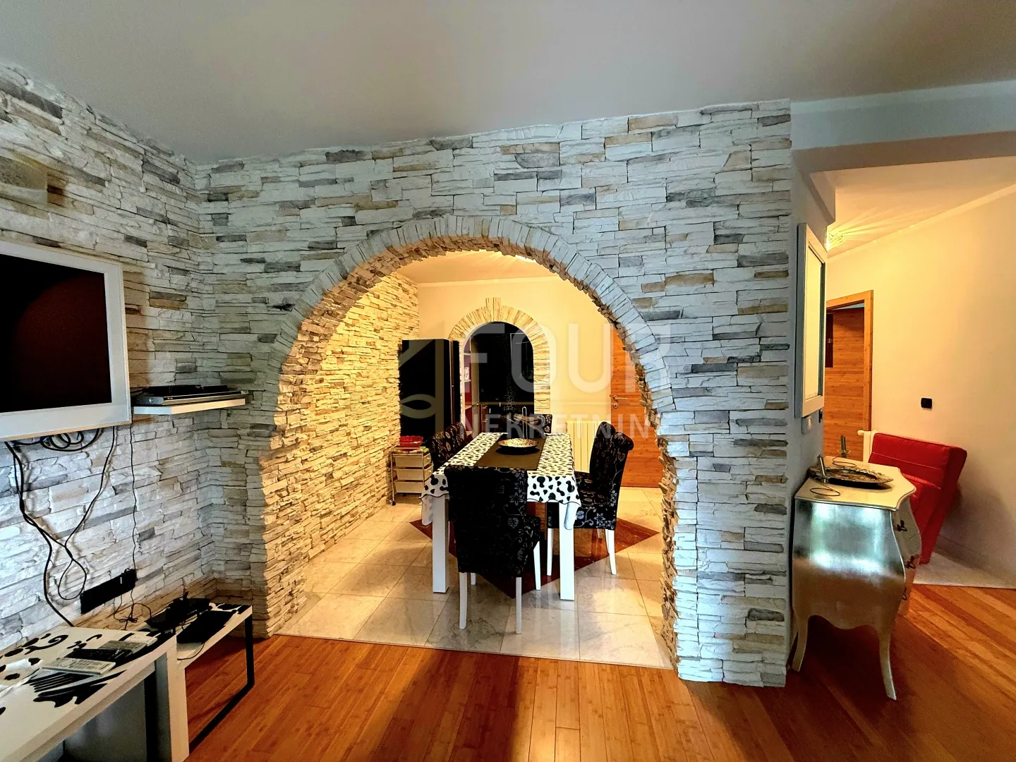 opatija - centar, vila s pogledom na more, 261m2 - slika 12