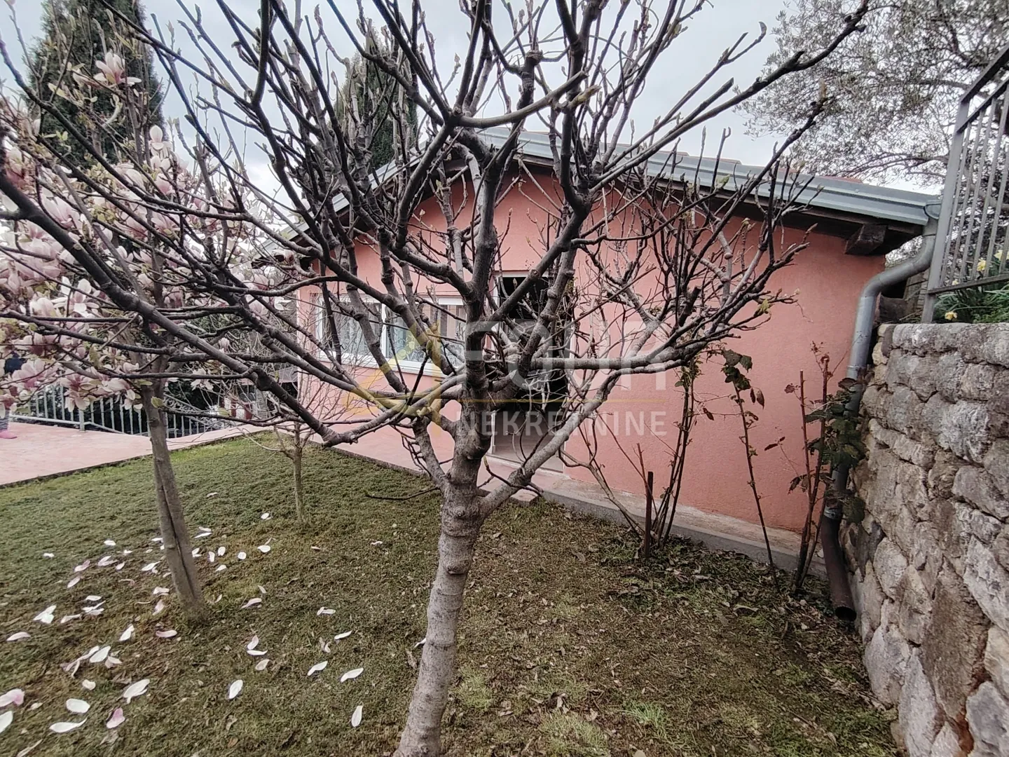 rijeka, pehlin - hosti, samostojeća kuća - samo kod nas ! - slika 2