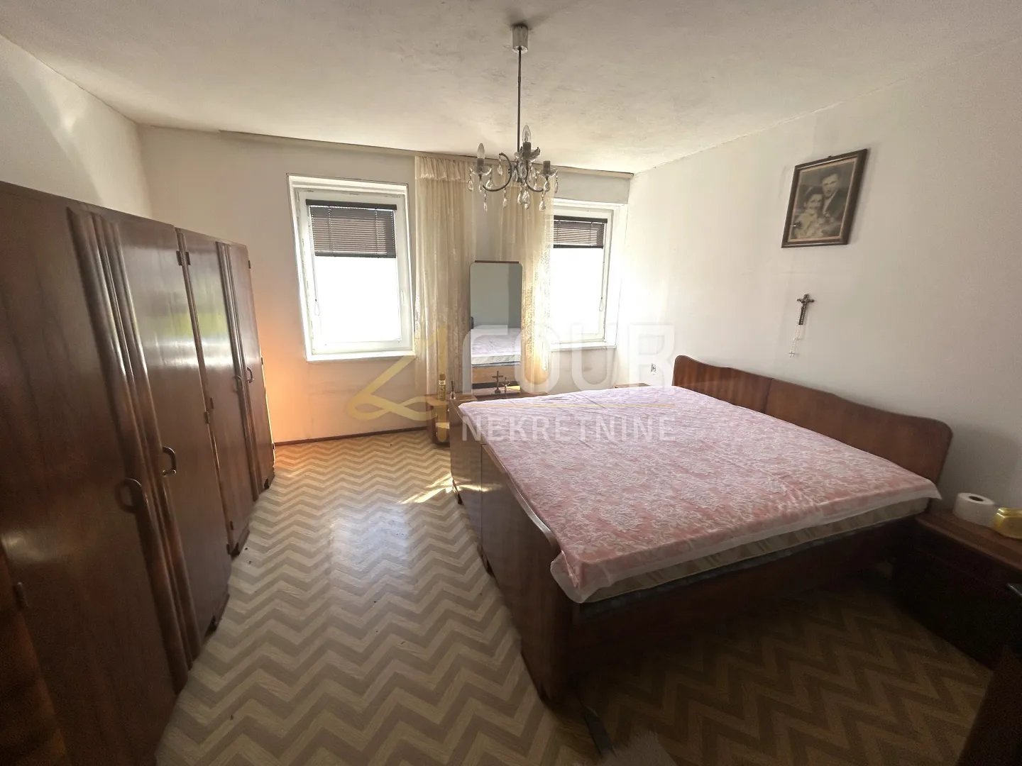 gorski kotar, mrkopalj, kuća + 3 gosp. objekta, garaža, velika okućnica - slika 10