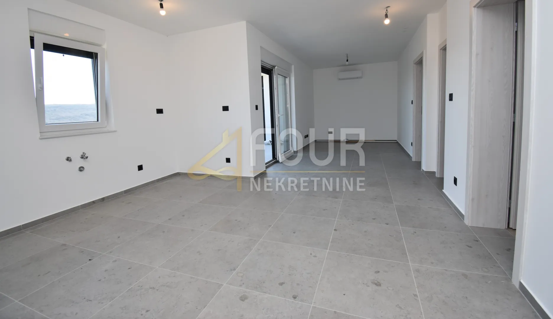 otok krk, čižići, novogradnja, 2s+db, terasa - slika 6