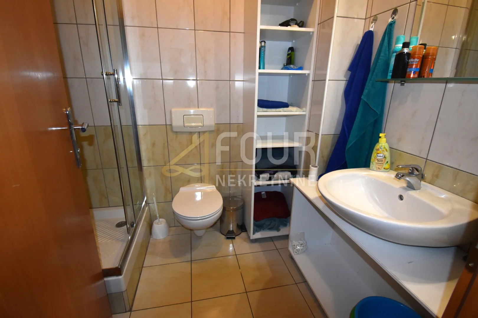 novi vinodolski - manji stan blizu mora! 28.02m2, garsonijera + lođa - slika 5