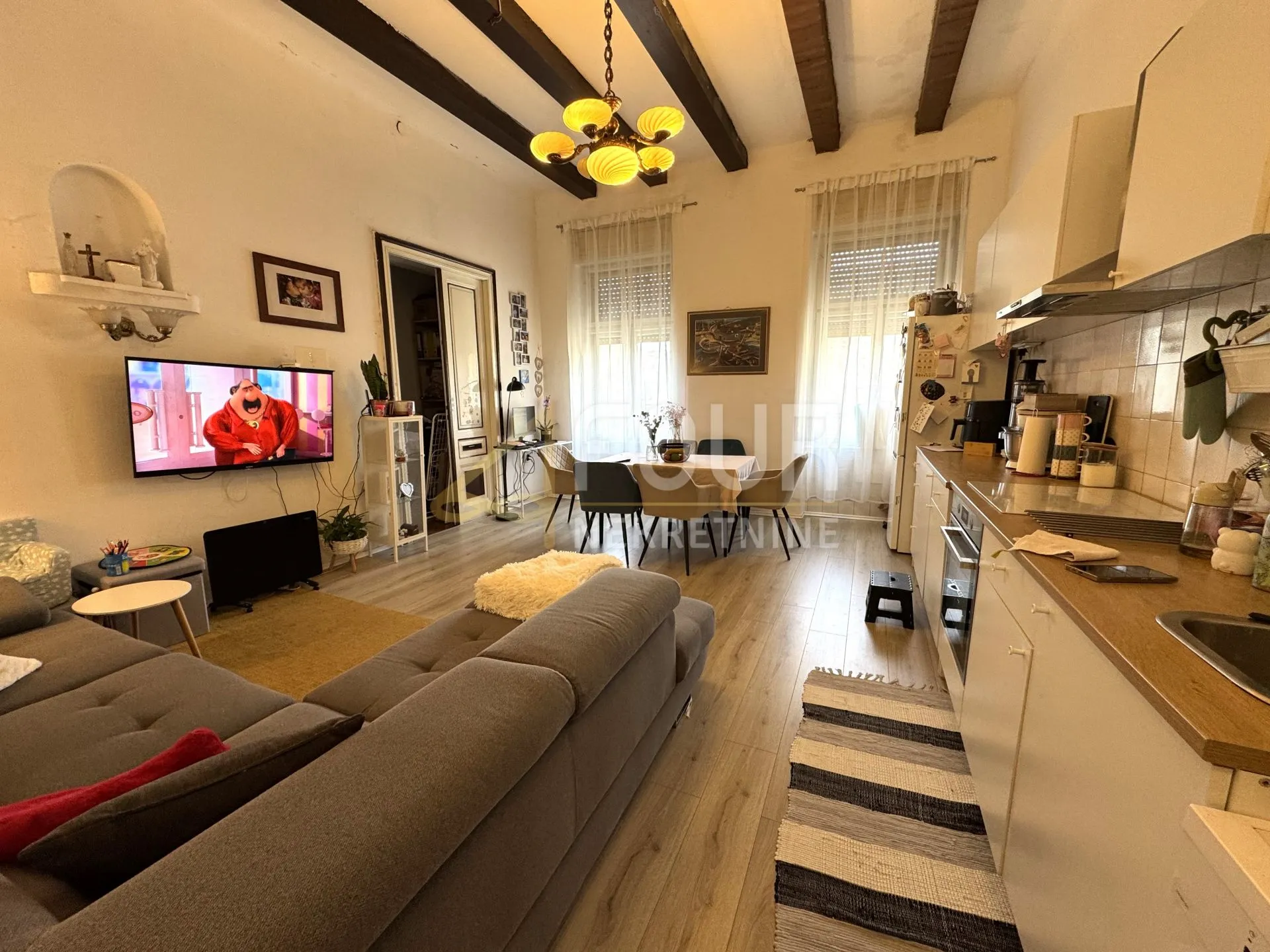 Rijeka, Centar, namješten stan, 85.10m2, 2s+db