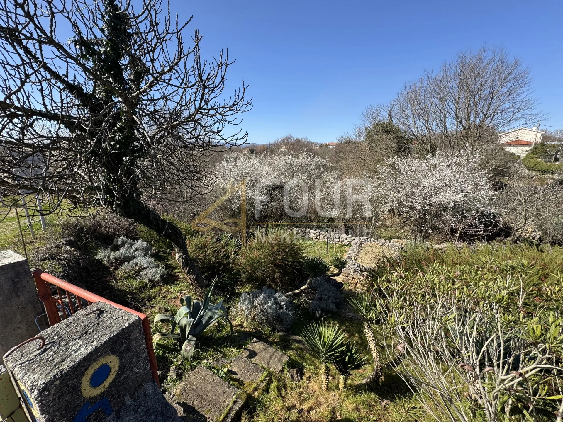 otok krk, milohnići, kuća s garažom, 278.23m2 - slika 15