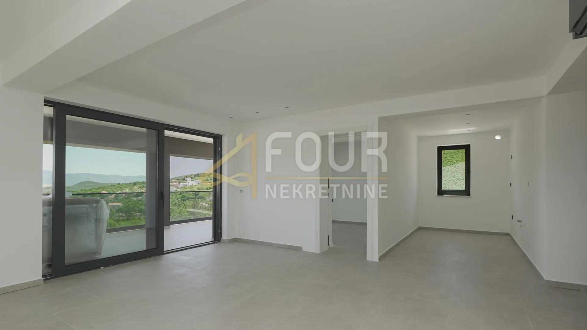 otok krk, vrbnik, novogradnja, 142m2, 3s+db, terasa i 2 balkona - slika 2