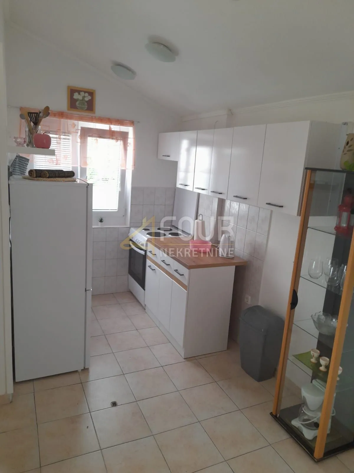 otok rab, kampor, samostojeća kuća, 265m2 - slika 5