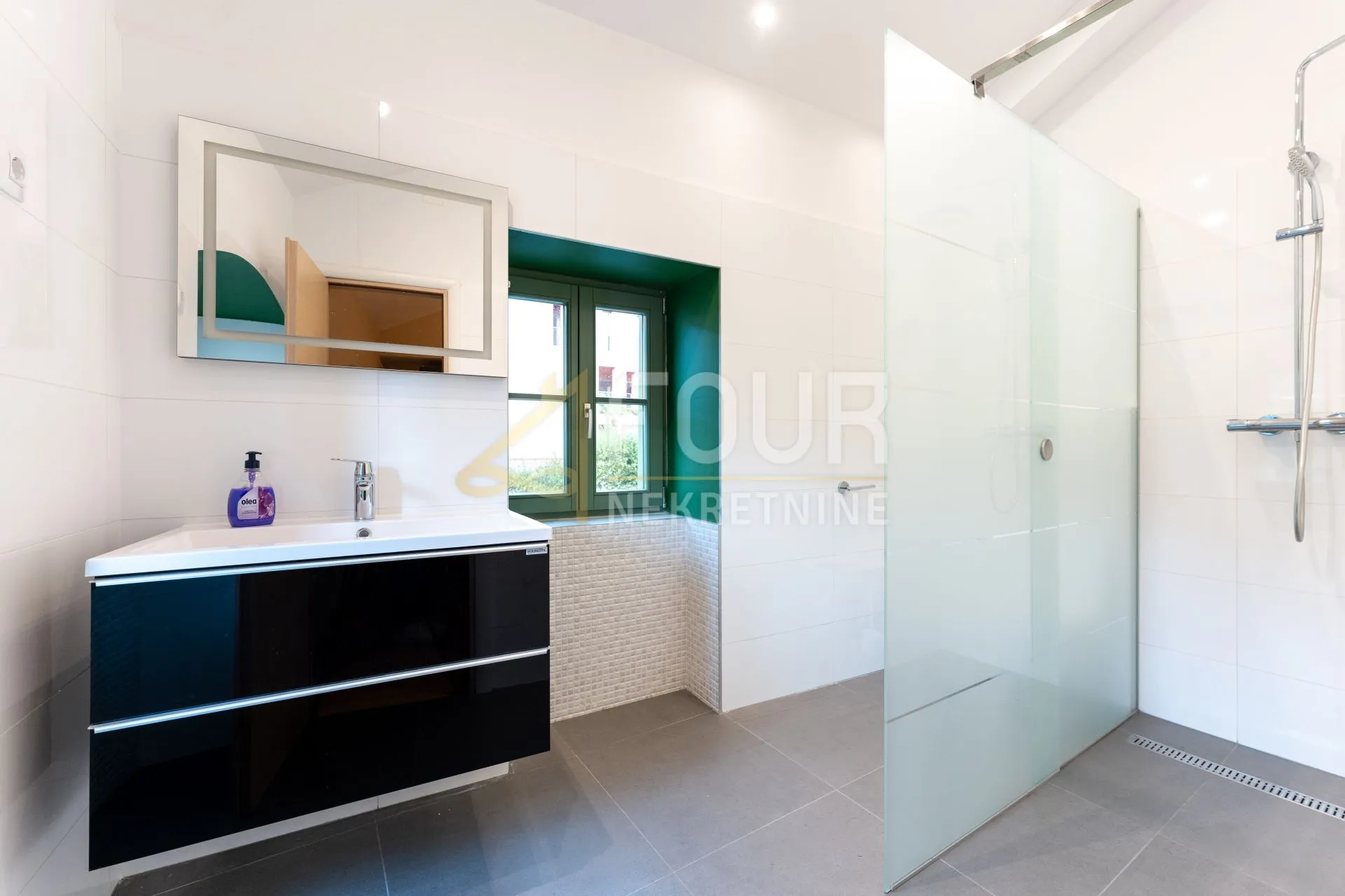 opatija, 135m2, 2s+db, balkon, vrt, pogled na more - slika 21
