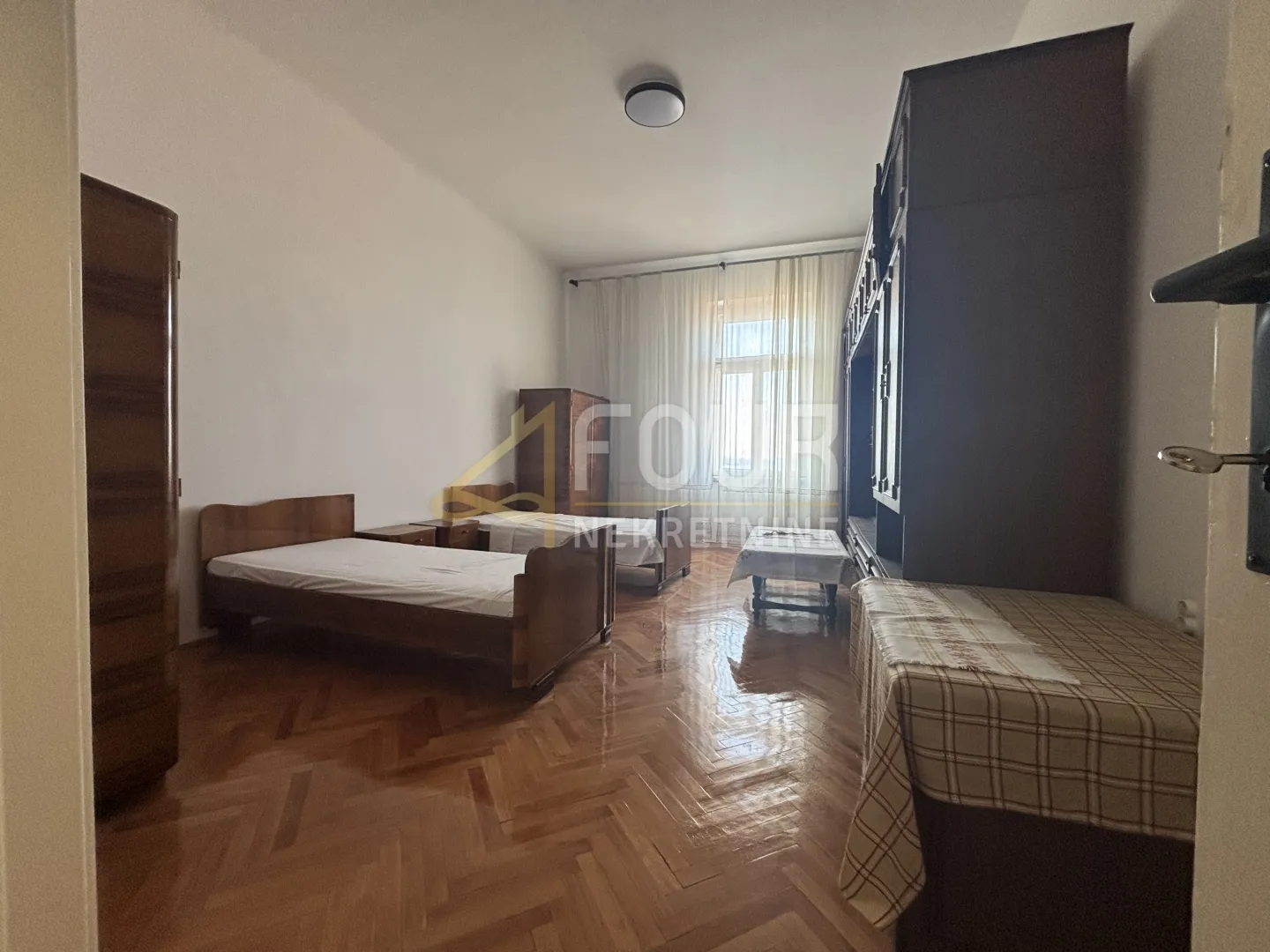 Rijeka, širi Centar, 172.32m2, 5s+db