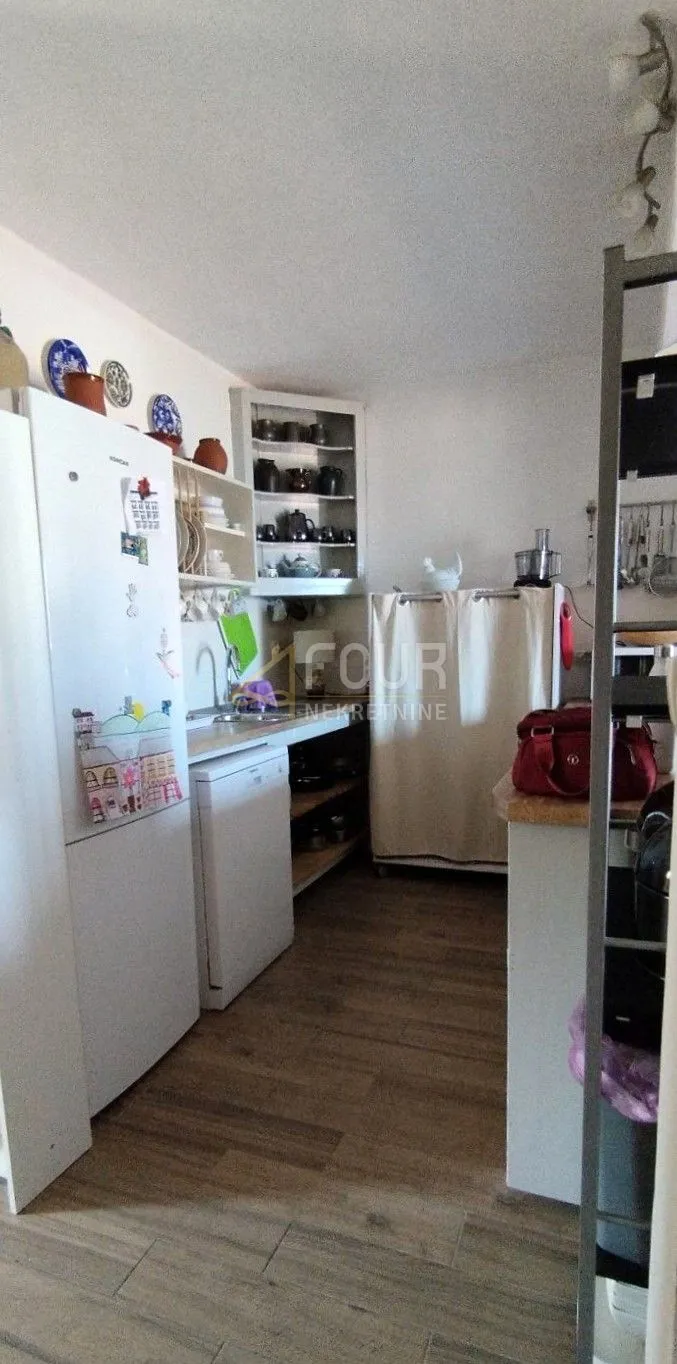 korčula, lumbarda, kuća s dva stana 180m od mora! - slika 10