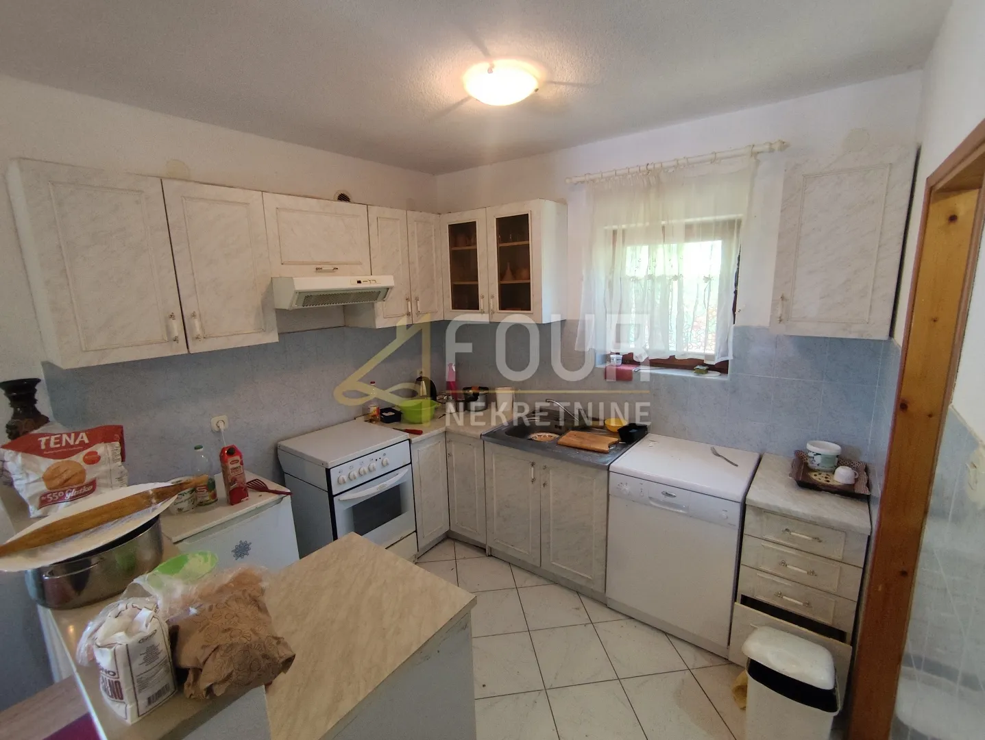 istra, labin, 168m2, etaža s 3 stana, okućnica - slika 23