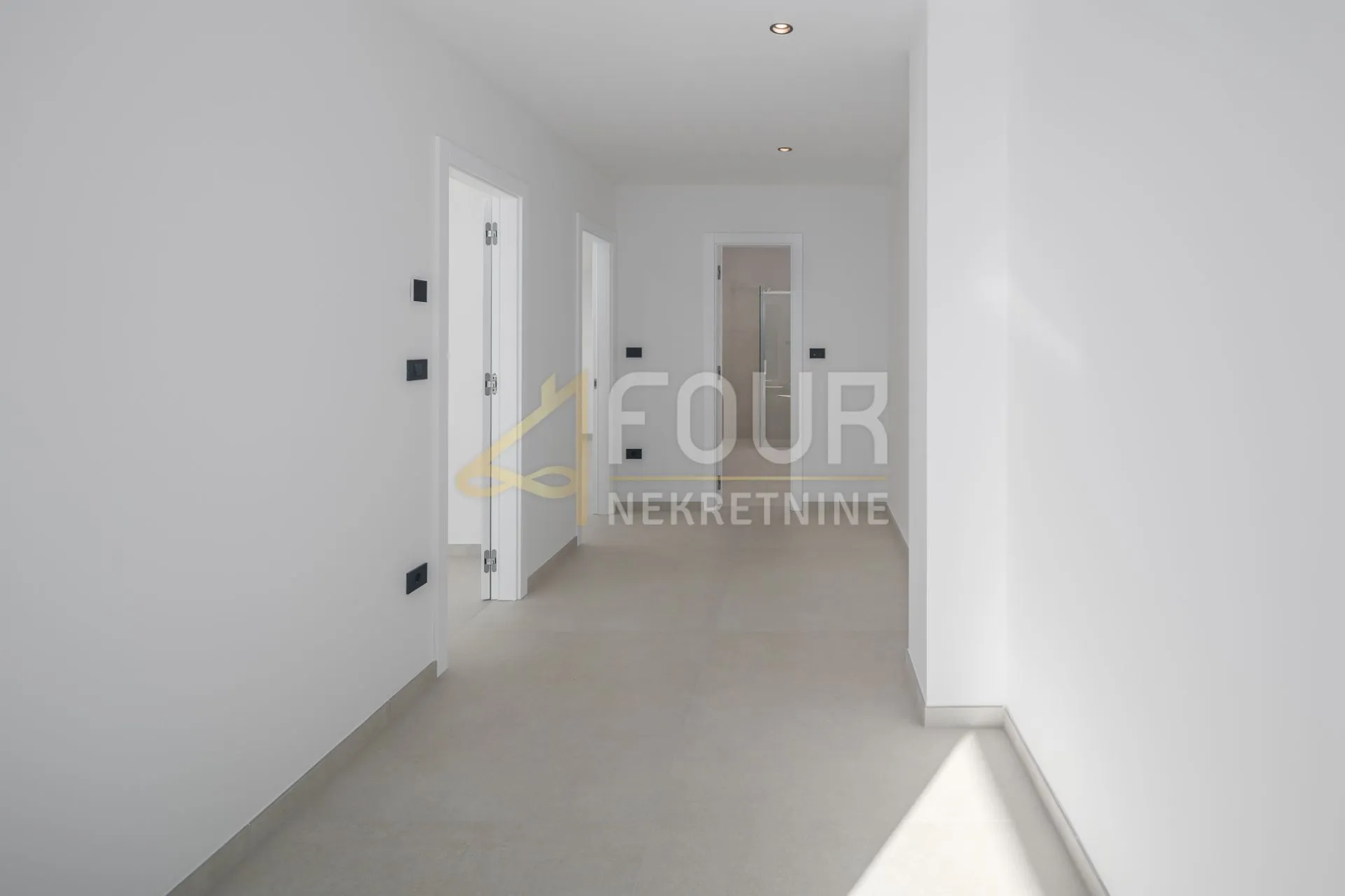 istra, rovinj, novogradnja, 159m2, dvoetažni 4s+db, pogled na more - slika 12