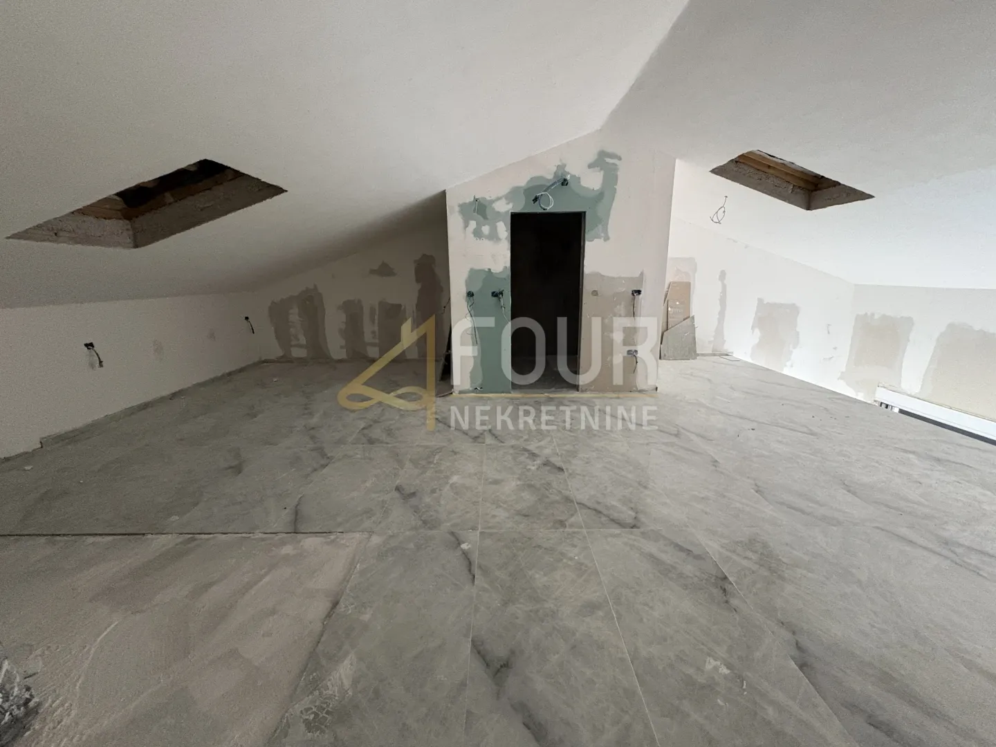 istra, fažana, novogradnja, 138.81m2, stan s galerijom, lođa - slika 14