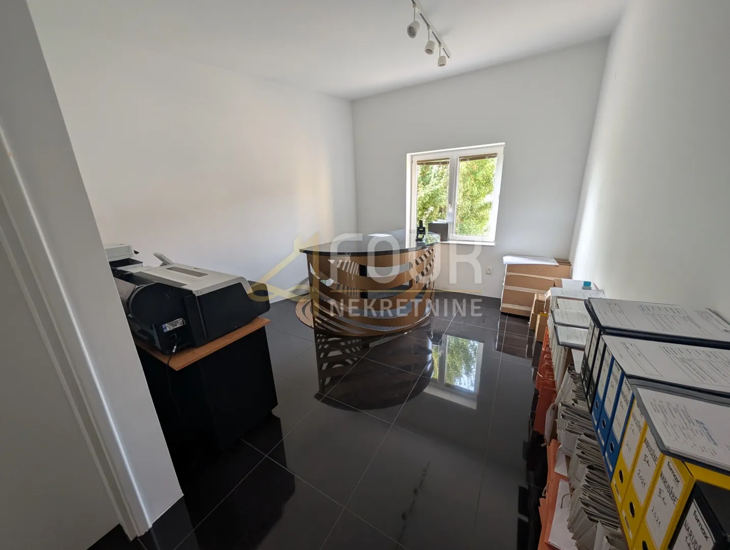 zakup, kastav, spinčići, poslovni prostor, 88.54m2 - slika 8