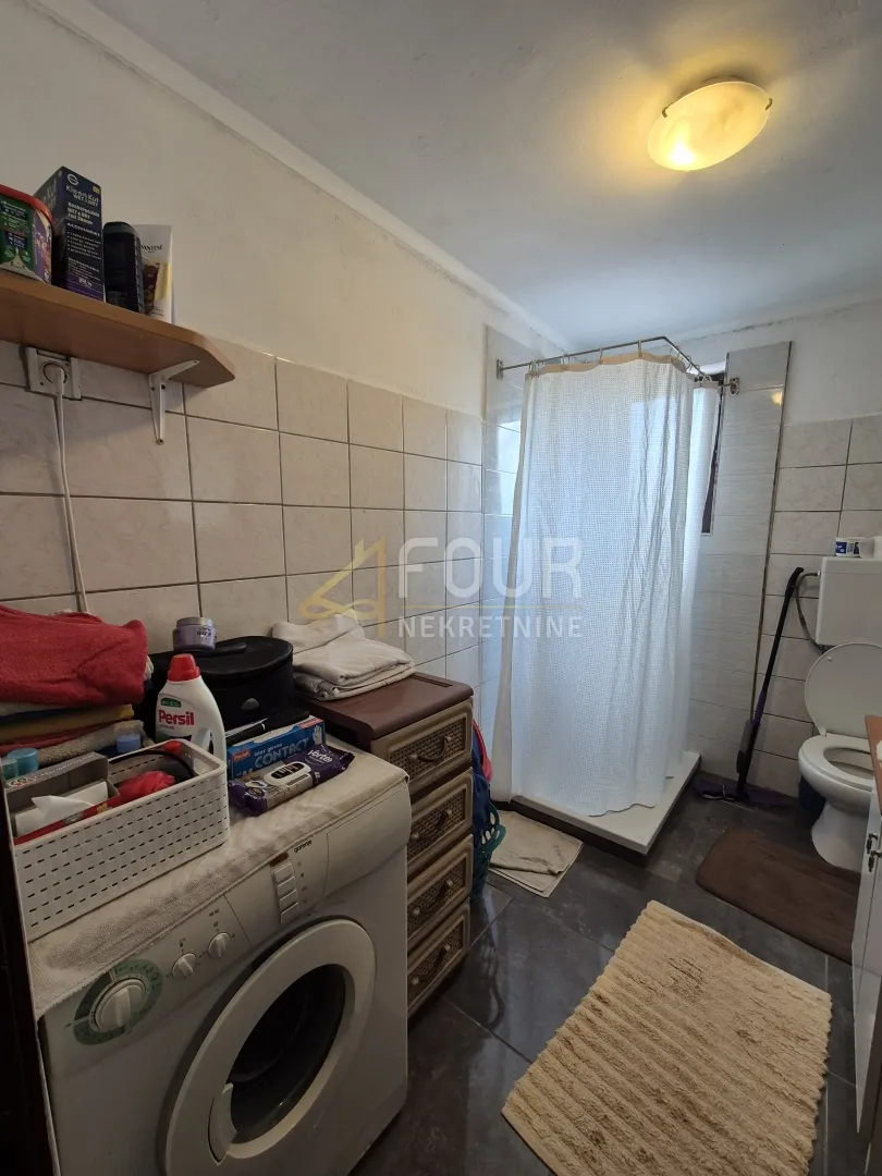 istra, buzet, samostojeća kuća, 250m2 - slika 11