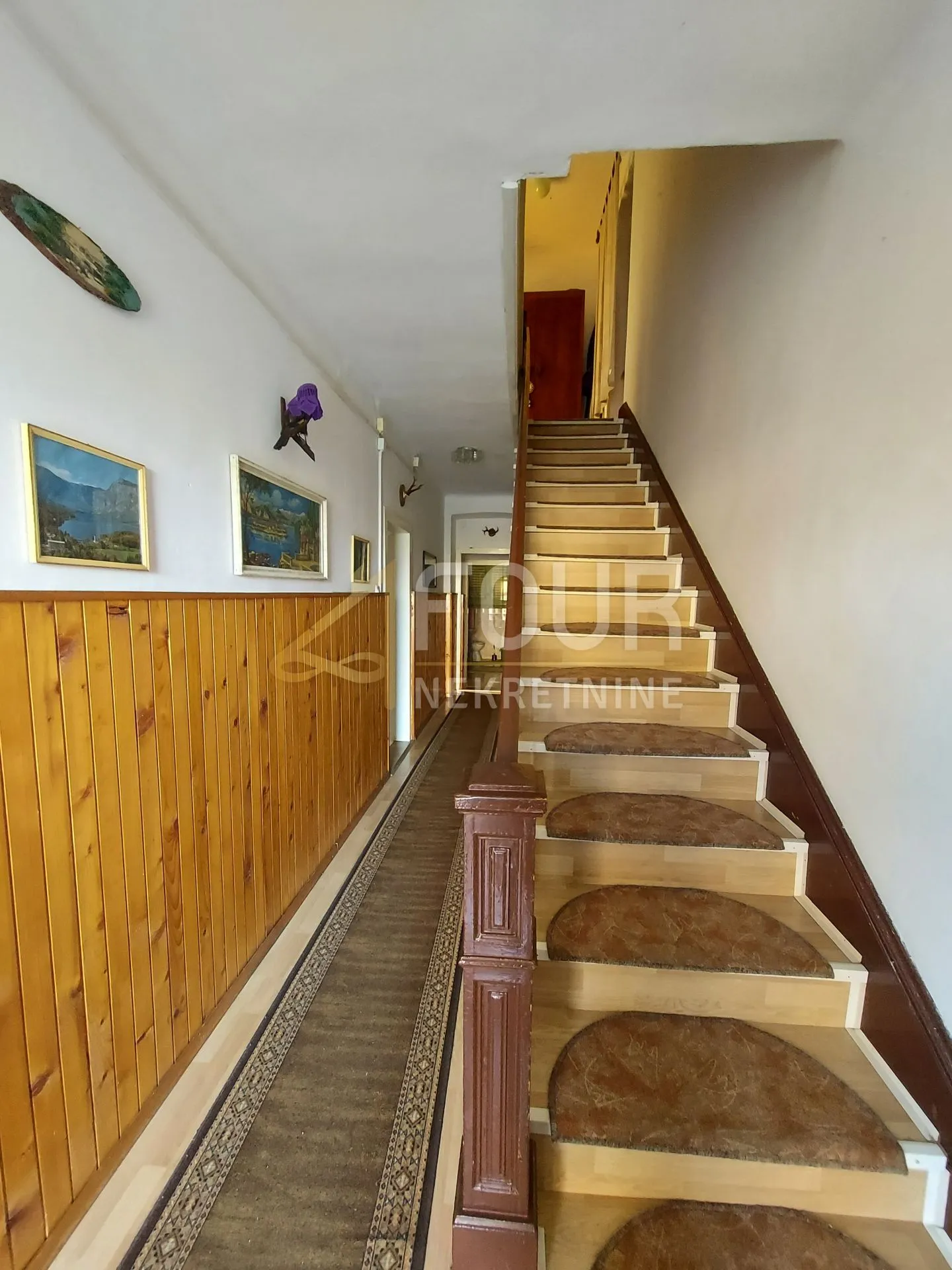otok krk, samostojeća stara vila s puno potencijala! - slika 9