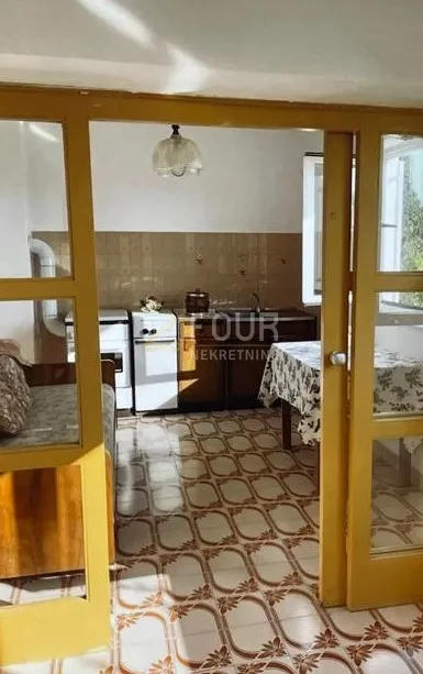 otok prvić, vodice, samostojeća kuća, 250m od mora i plaže - slika 10