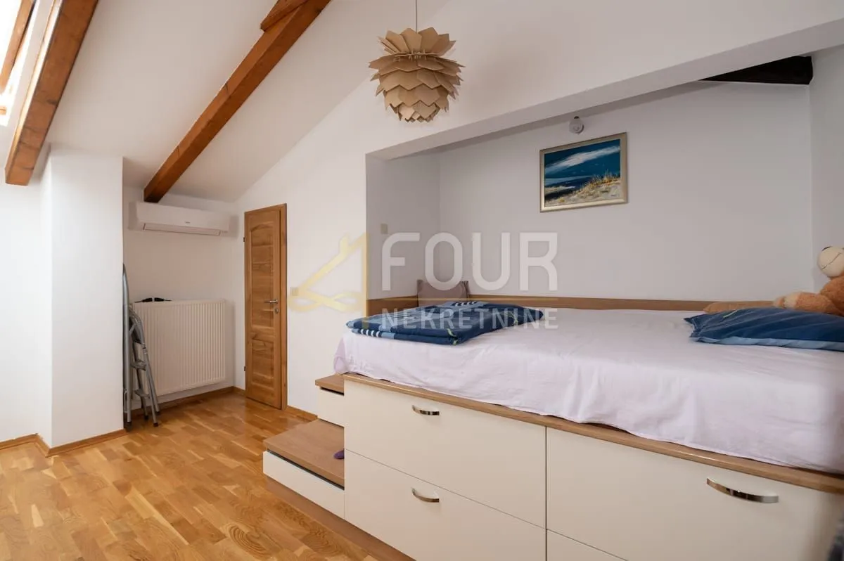 matulji, prekrasna vila s bazenom - slika 34