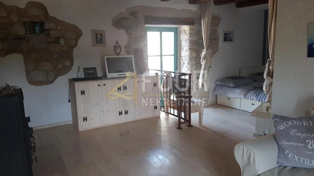 otok krk, malinska - okolica, kuća u nizu s bazenom - slika 11