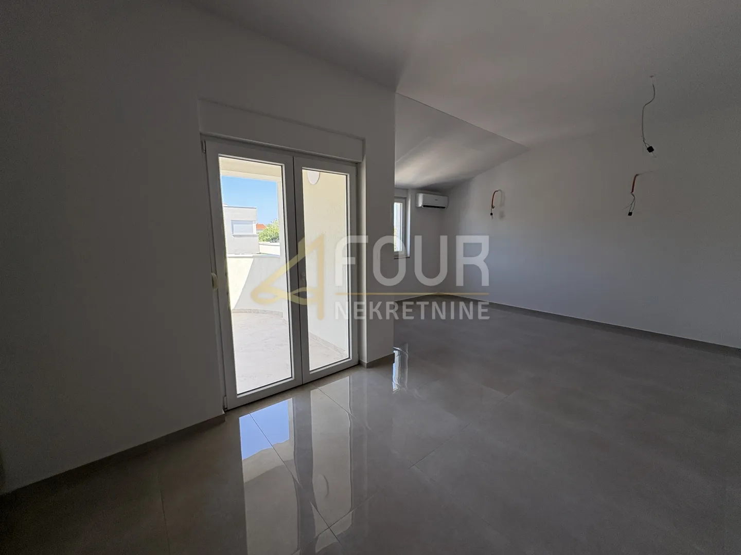 istra, šišan, novogradnja, 214m2, kuća s 2 stana + pomoćni objekt - slika 7