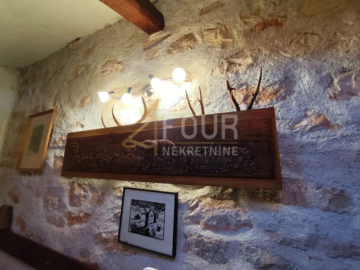 istra, marčana - okolica, autohtona kuća s dva stana 198m2 - slika 26