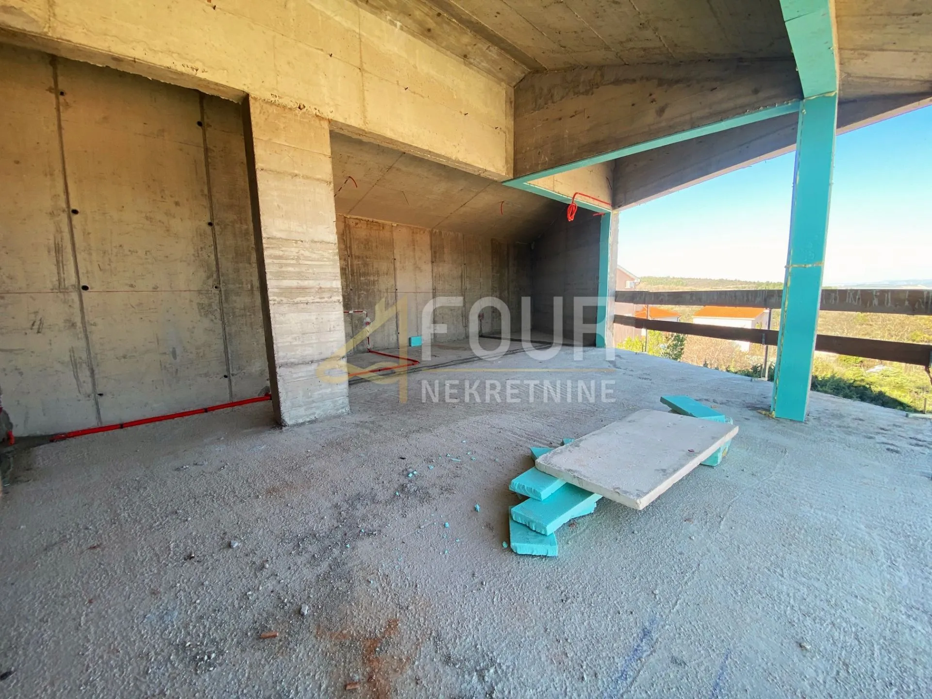 otok krk, soline, novogradnja, penthouse, 2 terase, pogled - slika 13