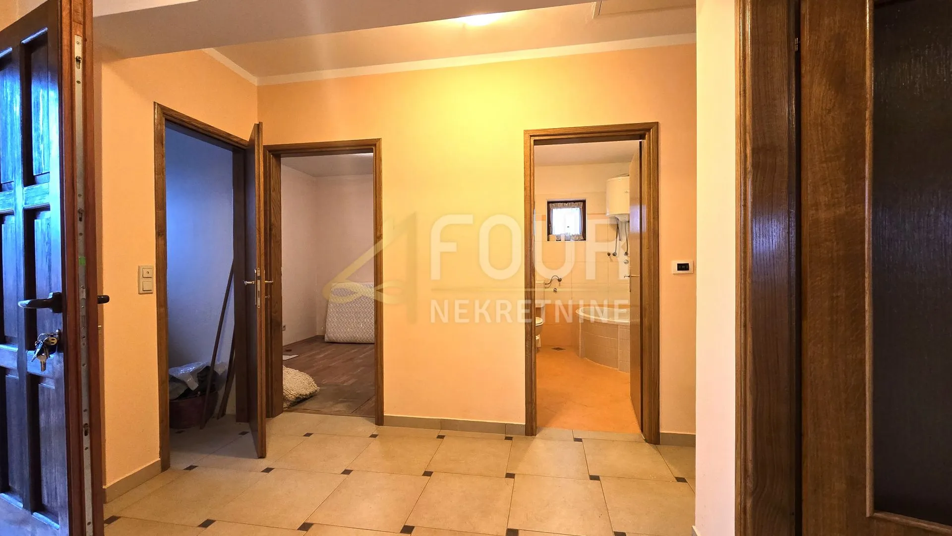 marinići, kuća poslovno-stambene namjene, 230m2 - slika 5