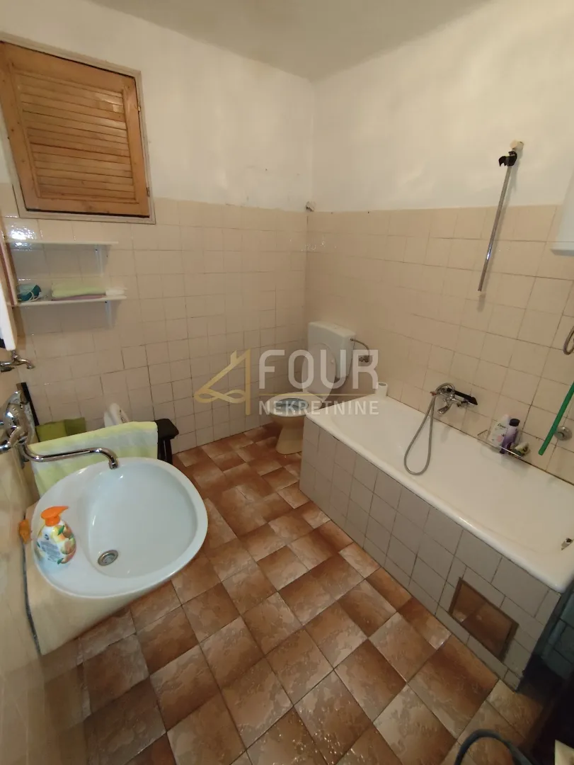gorski kotar, mrkopalj, kuća s velikim zemljištem - slika 11