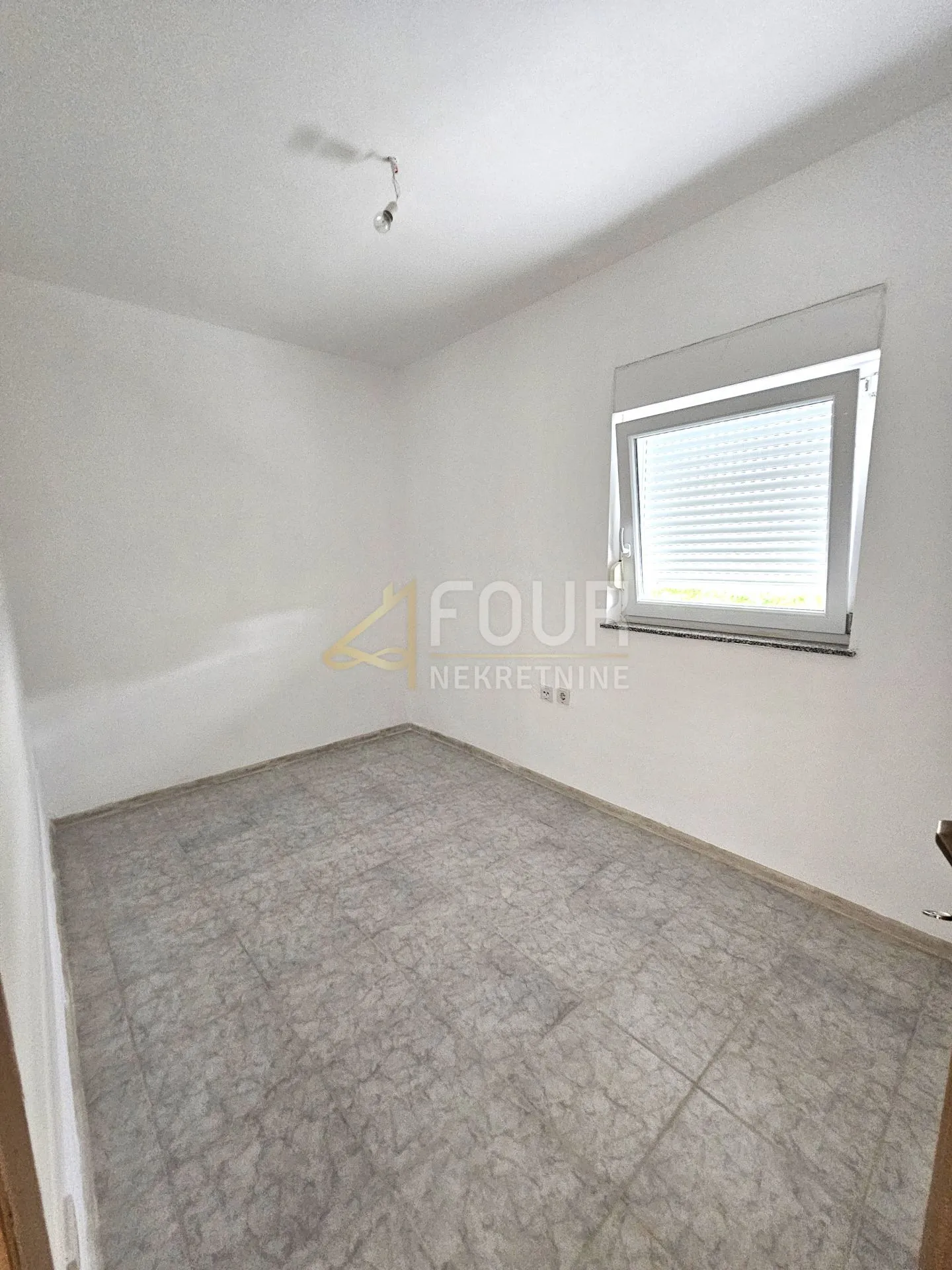 otok krk, šilo, novogradnja, 39.40m2, 2s+db, lođa, pogled na more - slika 8