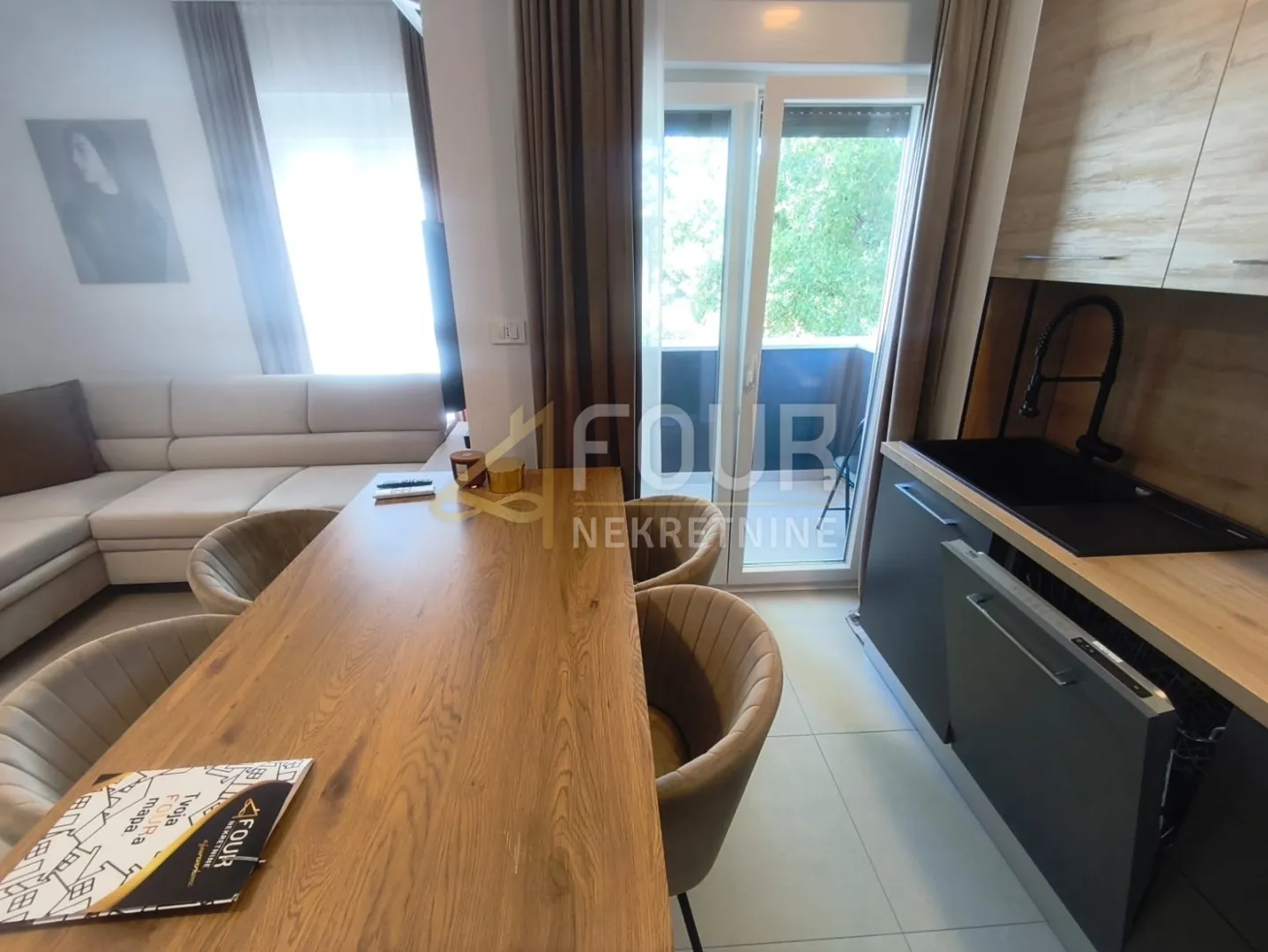 istra, medulin, novogradnja, 1s+db, balkon, garaža 19m2 - slika 2